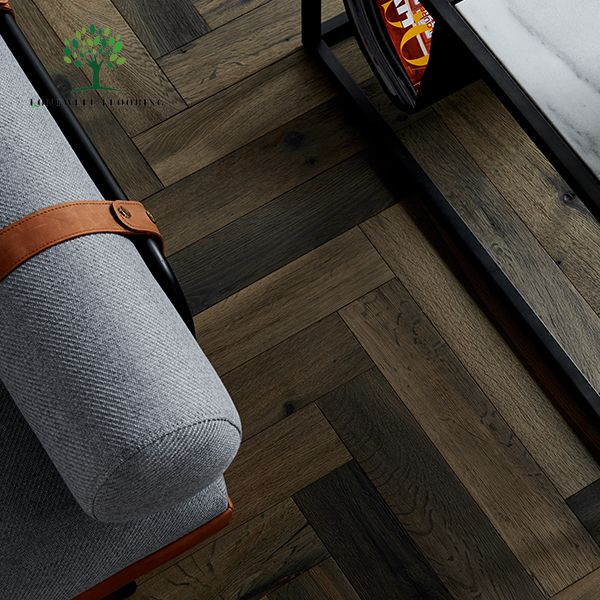 Pisos de madeira em parquet de carvalho espinha de peixe LWD-EB020