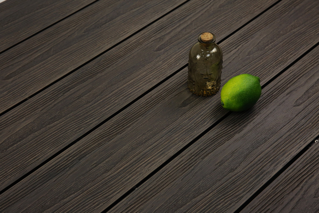 Deck composto LWD-E9100 Dura-Shield Ultratex